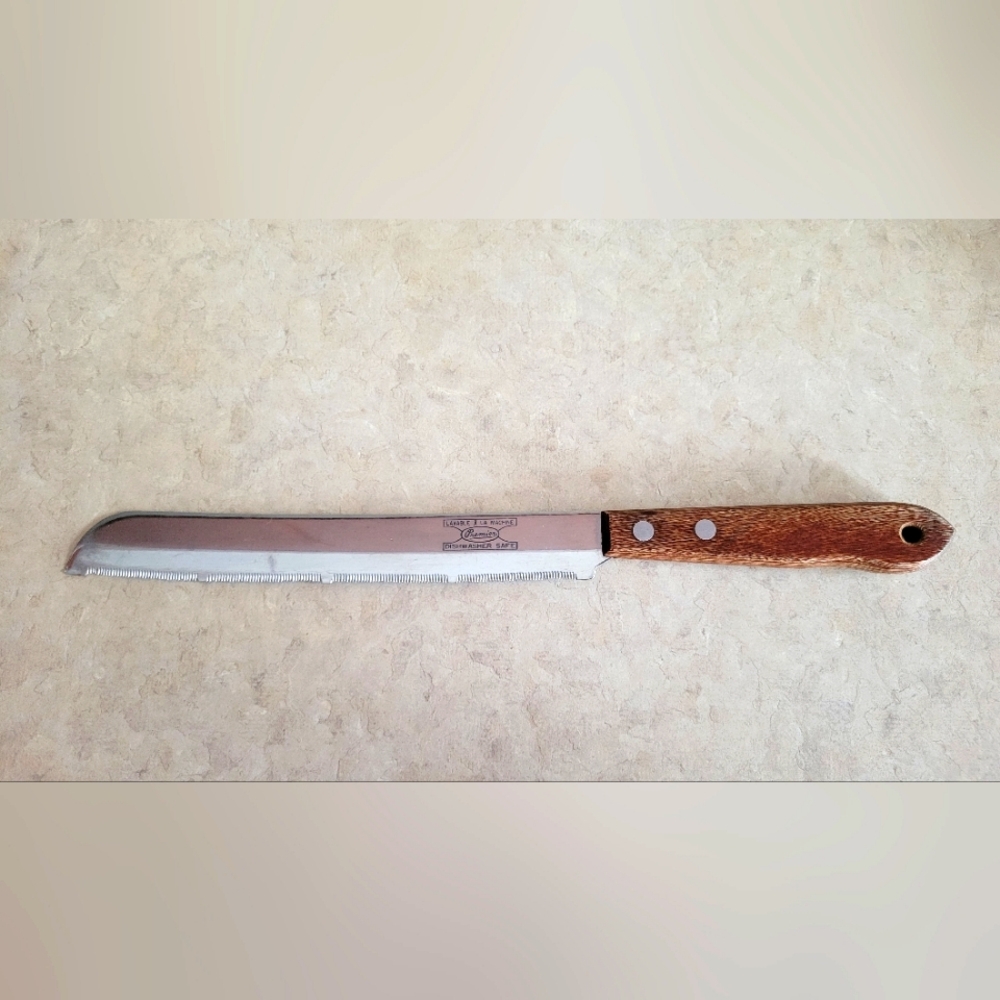 Vintage Serrated Bread Knife with Wooden Handle - Stainless Steel Japan